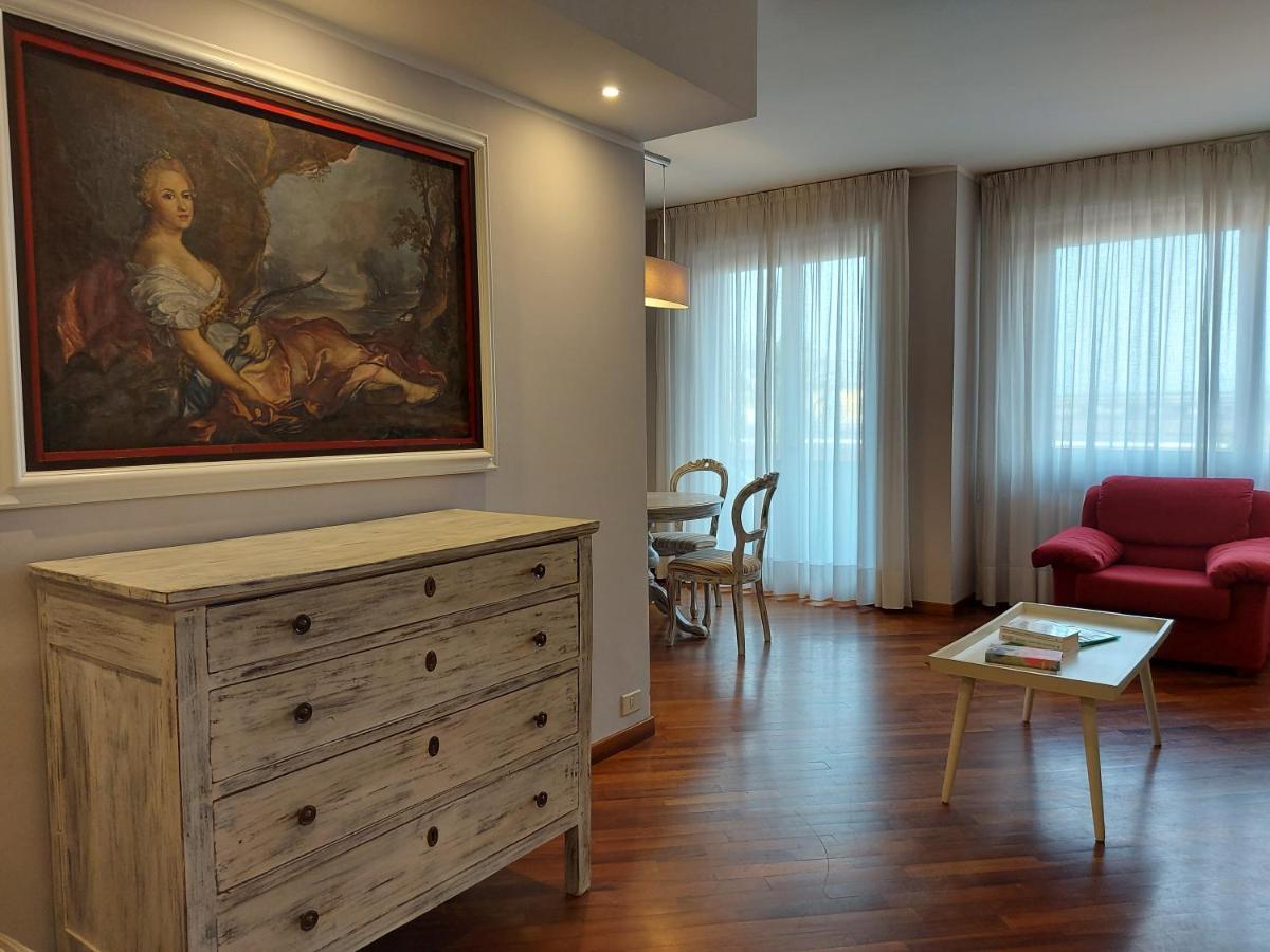 Trilocale Ferruccio Apartment Baveno Luaran gambar